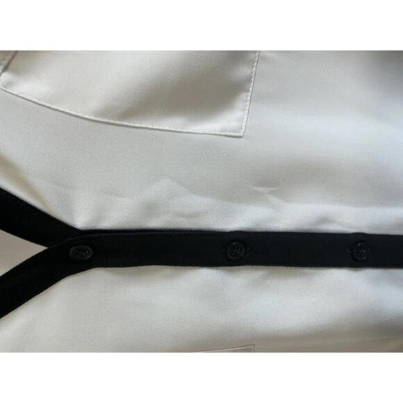 Retro Express Women's Black and Off white Button-Up Blouse, Size Large - Picture 3 of 6